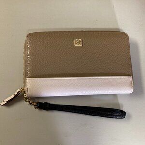 Anne Klein Wristlet New without tags